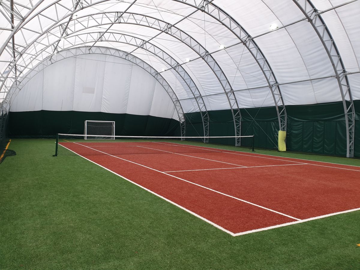 Teren de sport multifunctional